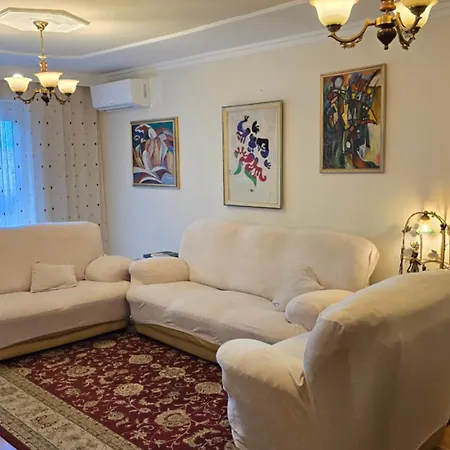 Apartment Oasis In The Heart Of *