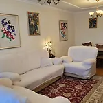 Oasis In The Heart Of Apartment *